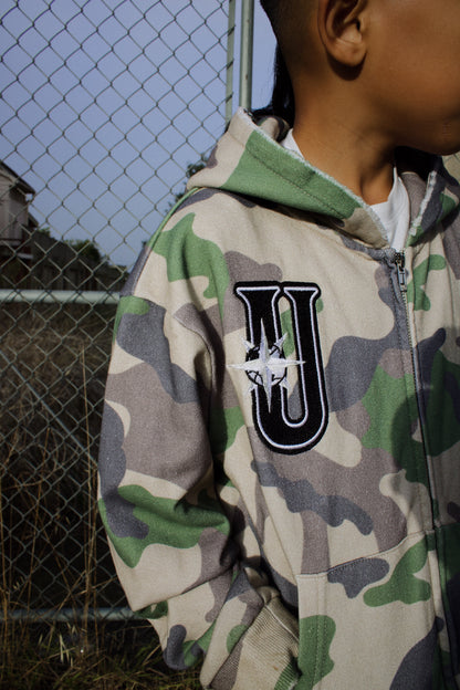 KIDS CAMO COMPASS LOGO HOODIE