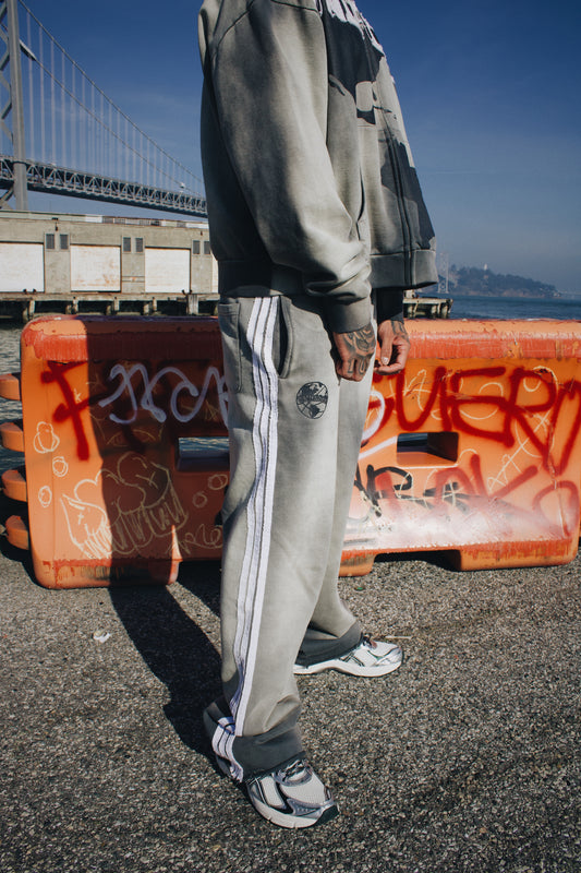 GREY PAIN SWEATS