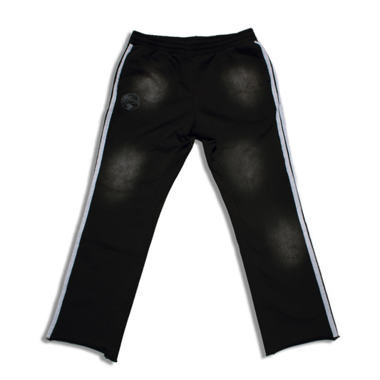 BLACK PAIN SWEATS
